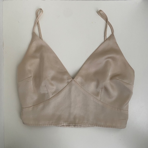 Abercrombie satiny crop top with elastic back, size XS - Picture 3 of 10